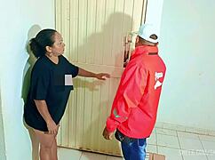 i flash ass and suck delivery guy cock as horny milf
