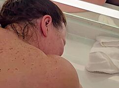 Quick BATHROOM SEX IN MOTEL With MILF