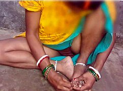 Indian wife cheating husband when he was home
