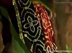 Sensual loving and romantic beauty from india solo