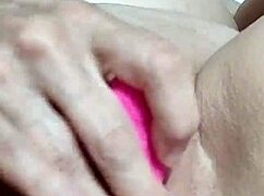 pissy pissy pee hole squirts amber nectar