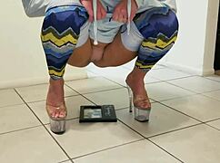 her pretty pussy can pee anywhere