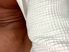 elistelior gives best blowjob to her friend