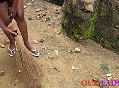 Outdoor chair sex with my naughty uganda girlfriend on her first visit to naija