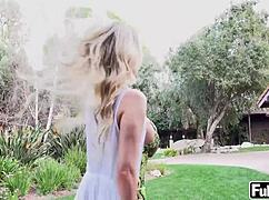 Nikki benz round ass gets fucked hard