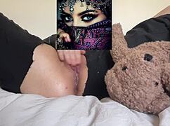 emo gothic girl masturbate with strawberry-kinky fetish porn- virgin tight pussy-amateur arabian snowwhite- multiply orgasms