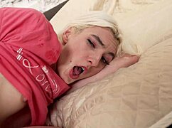anal fucking skinny mia cheers with gape