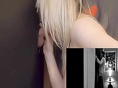 Sucking that monster cock at gloryhole 😈