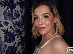 Gotfilled kasey warner stops by for a hot cum filling