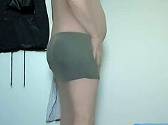 Carmen Nylonjunge Probiert Nylon Für Ganzkörper
