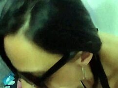 Wife gives delicious unprotected blowjob