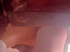 ��tremendo upskirt estudiante lleva falda para clase de tenis