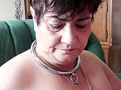 Chienne marie sucks two men hard in bondage and chains pov