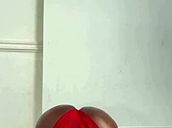 i cum hard while fucking my dildo