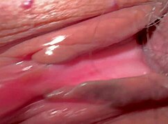 A virgin accepts a cock for the first time at christmas - 7