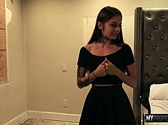 Vanessa helps roommate relax