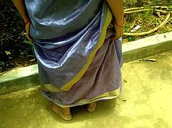 desi badi gaand wali sauteli maa